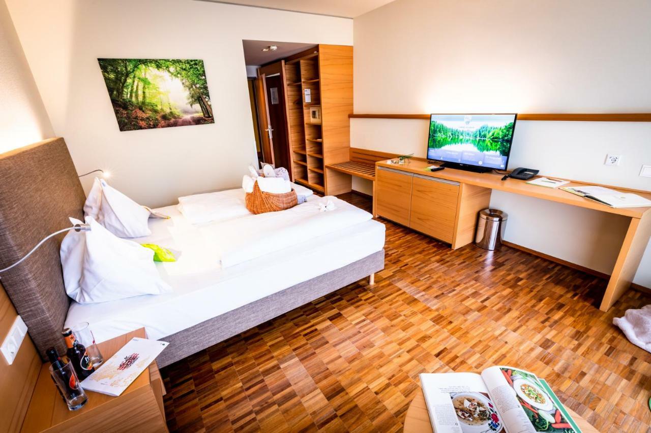Lambrechterhof - Das Naturparkhotel ซังคท์ลัมเบร็คท์ ภายนอก รูปภาพ