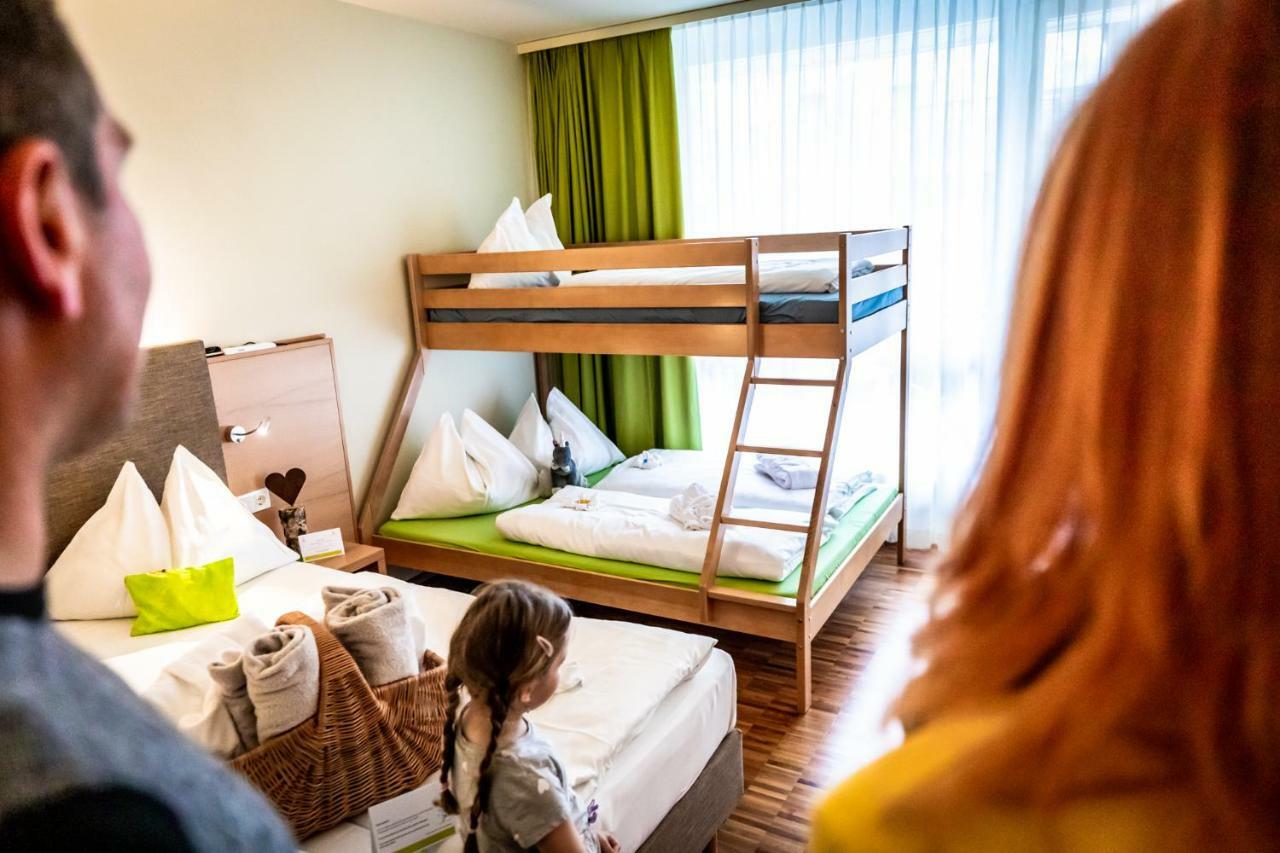 Lambrechterhof - Das Naturparkhotel ซังคท์ลัมเบร็คท์ ภายนอก รูปภาพ