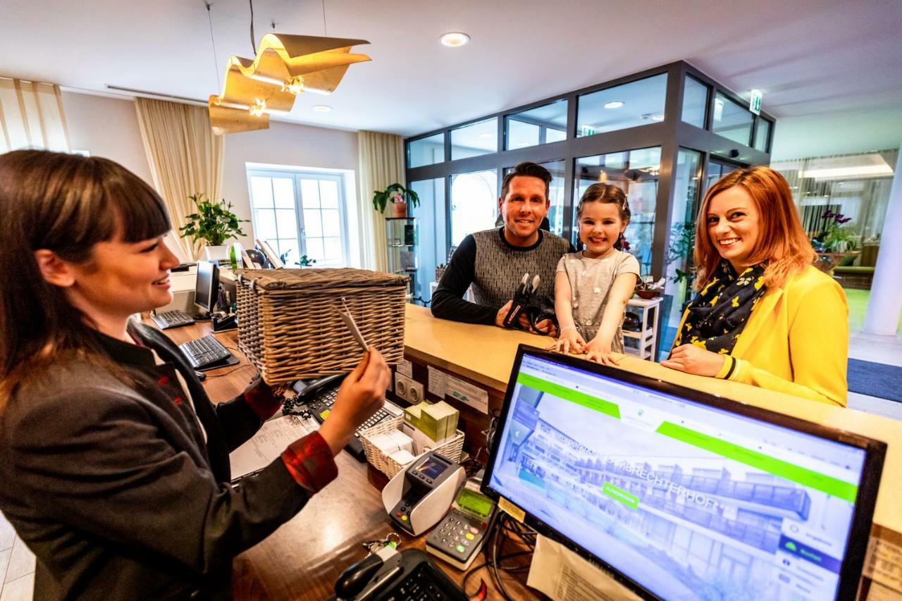 Lambrechterhof - Das Naturparkhotel ซังคท์ลัมเบร็คท์ ภายนอก รูปภาพ